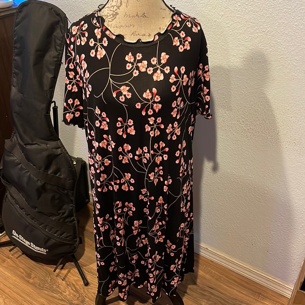 Pokwai ladies dress